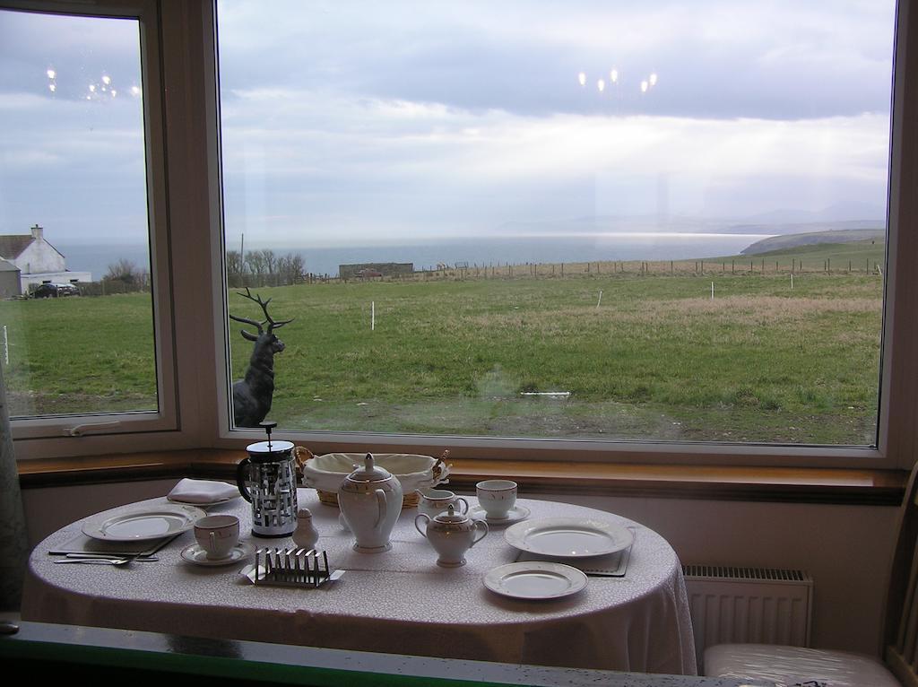 Bed and Breakfast The Antlers Lybster Екстер'єр фото